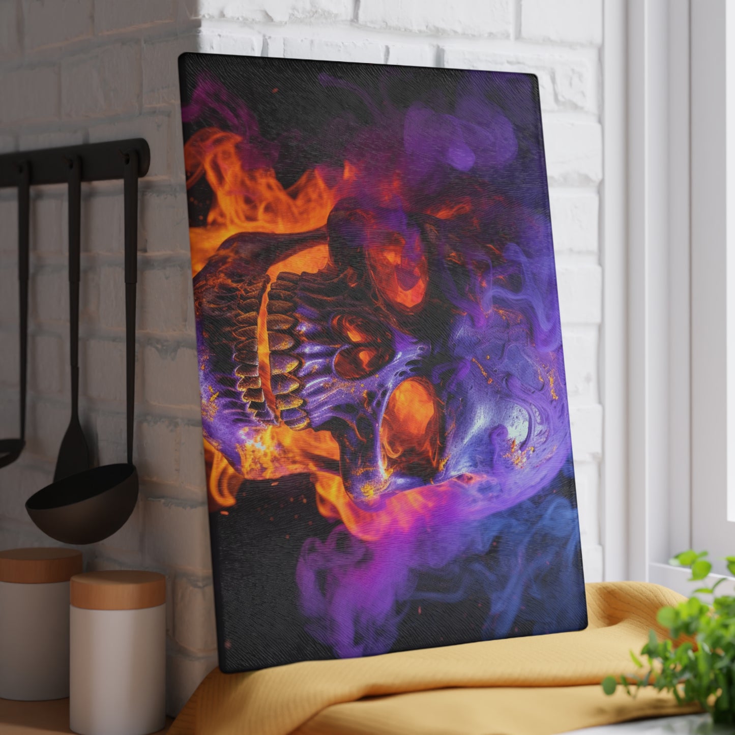 Glass Cutting Board Macro Skull 1