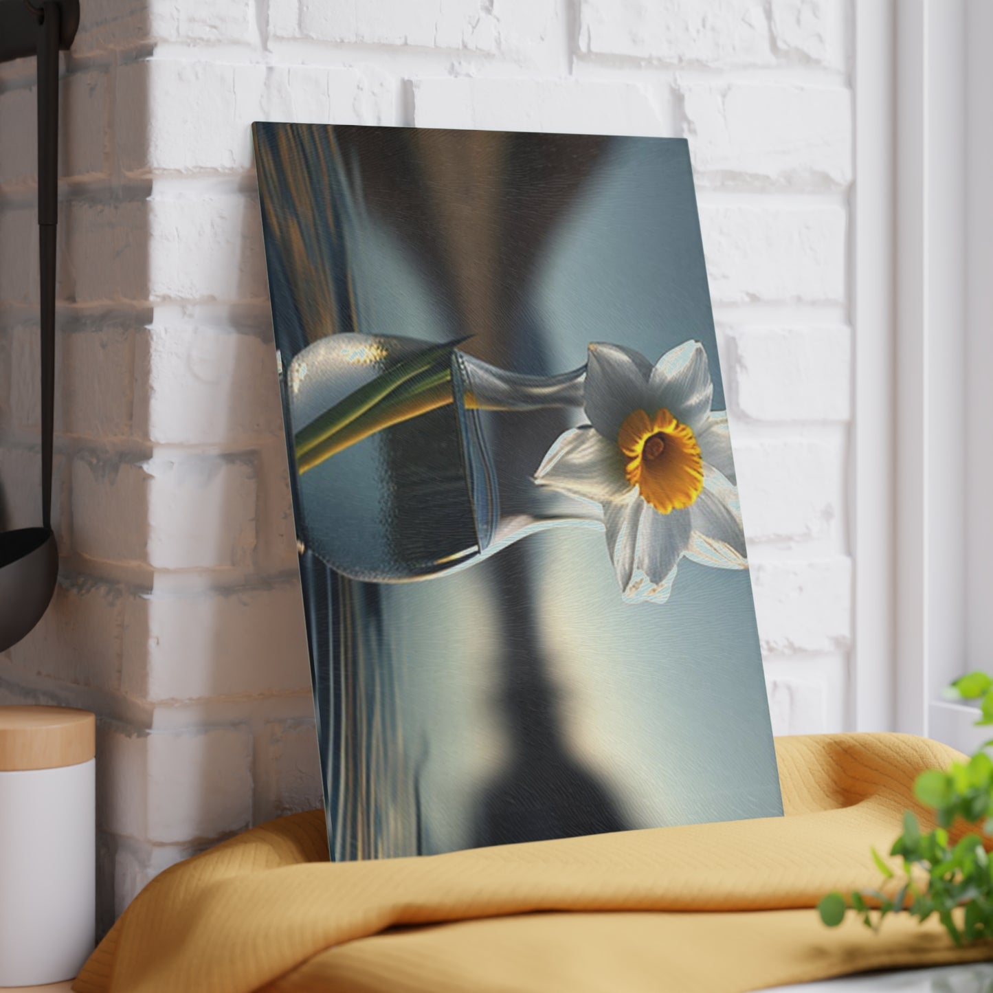 Glass Cutting Board Daffodil 3