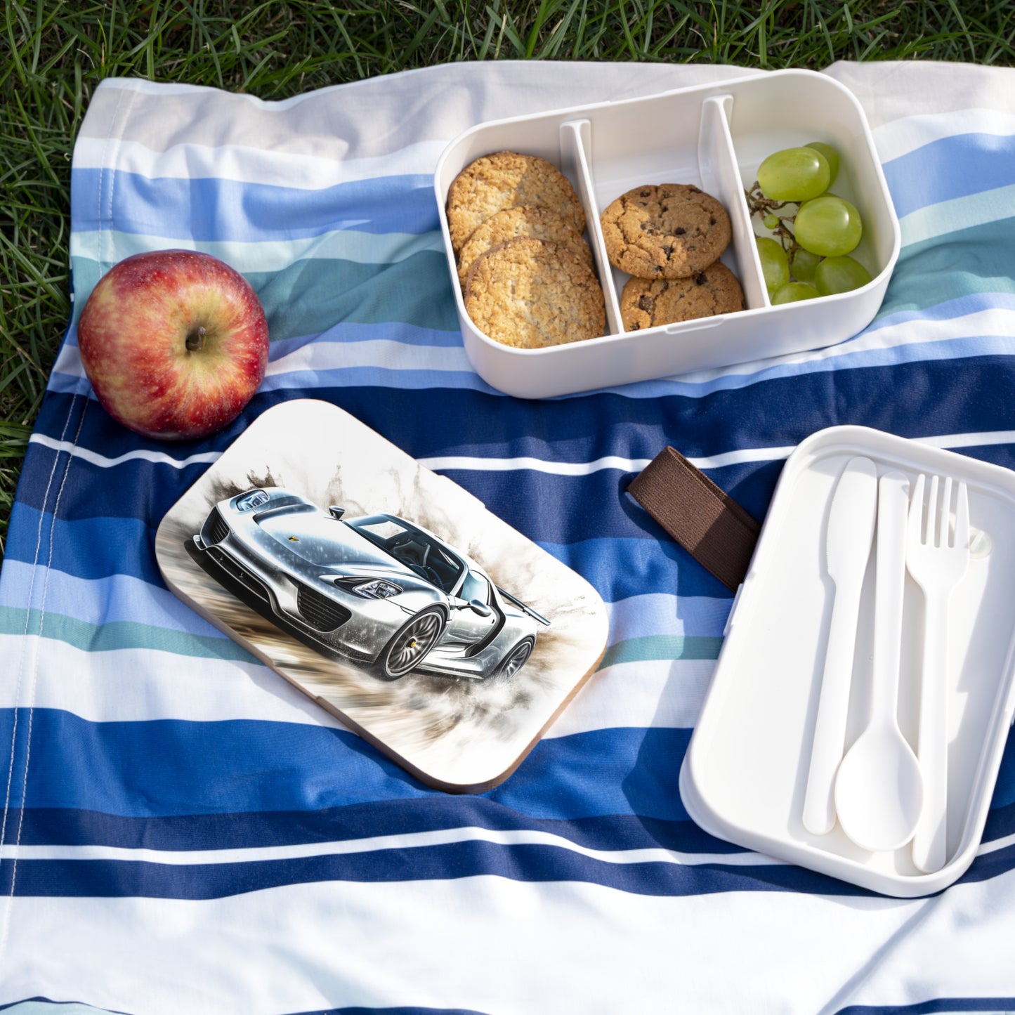 Bento Lunch Box 918 Spyder white background driving fast with water splashing 2