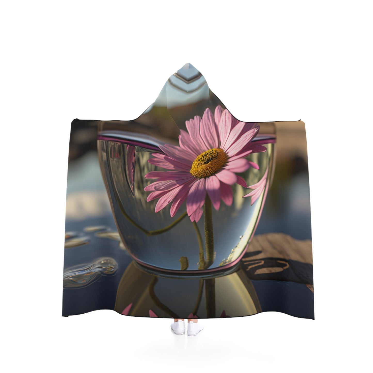 Hooded Blanket Daisy in a vase 1