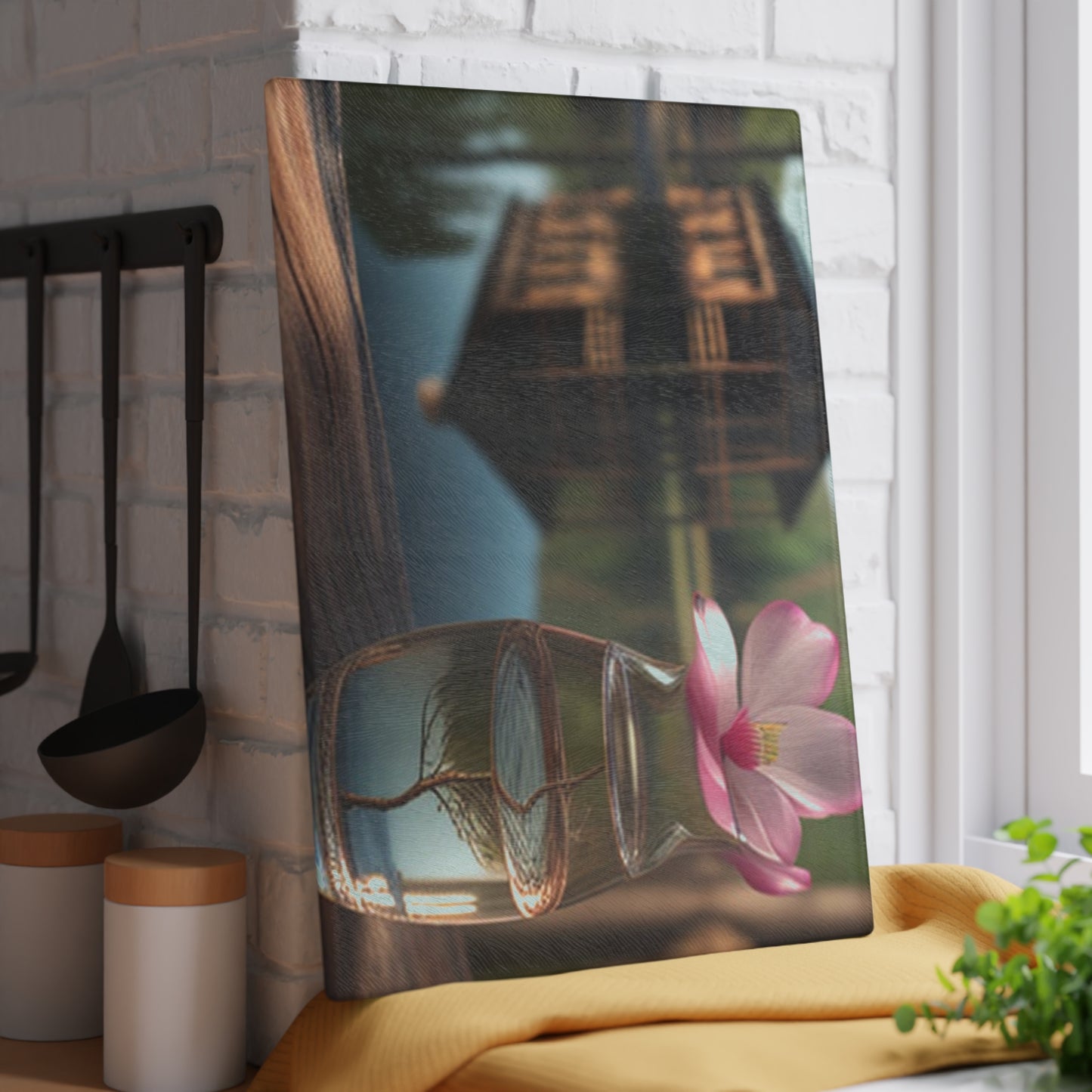 Glass Cutting Board Magnolia in a Glass vase 1