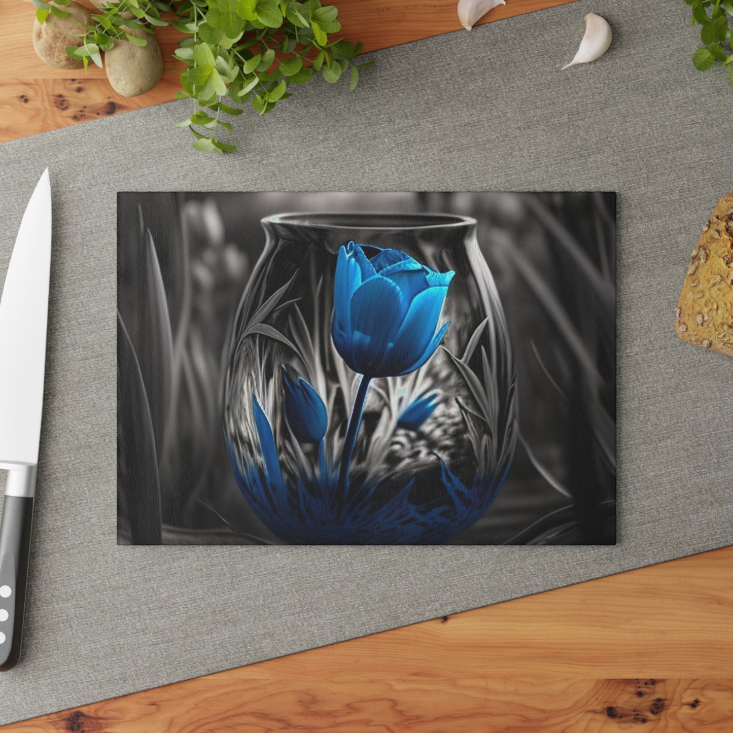 Glass Cutting Board Tulip Blue 3