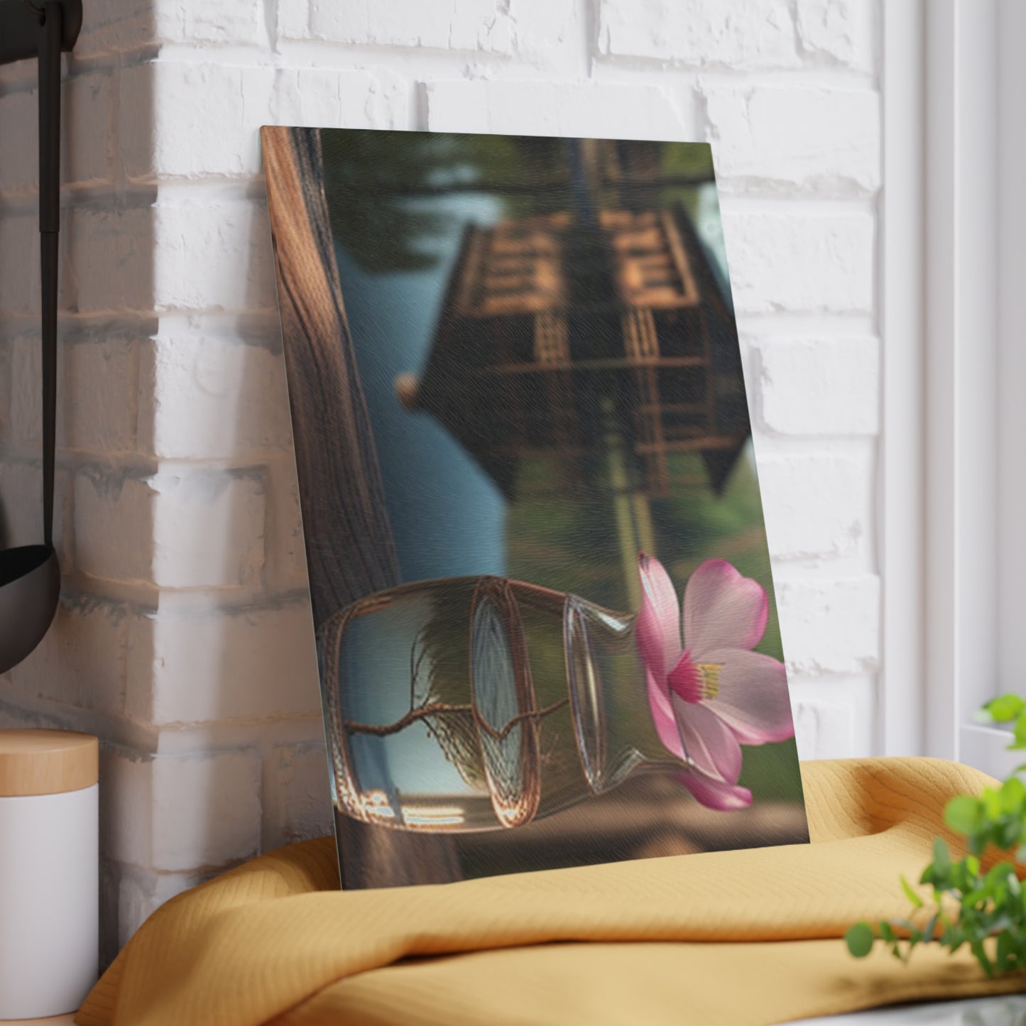 Glass Cutting Board Magnolia in a Glass vase 1