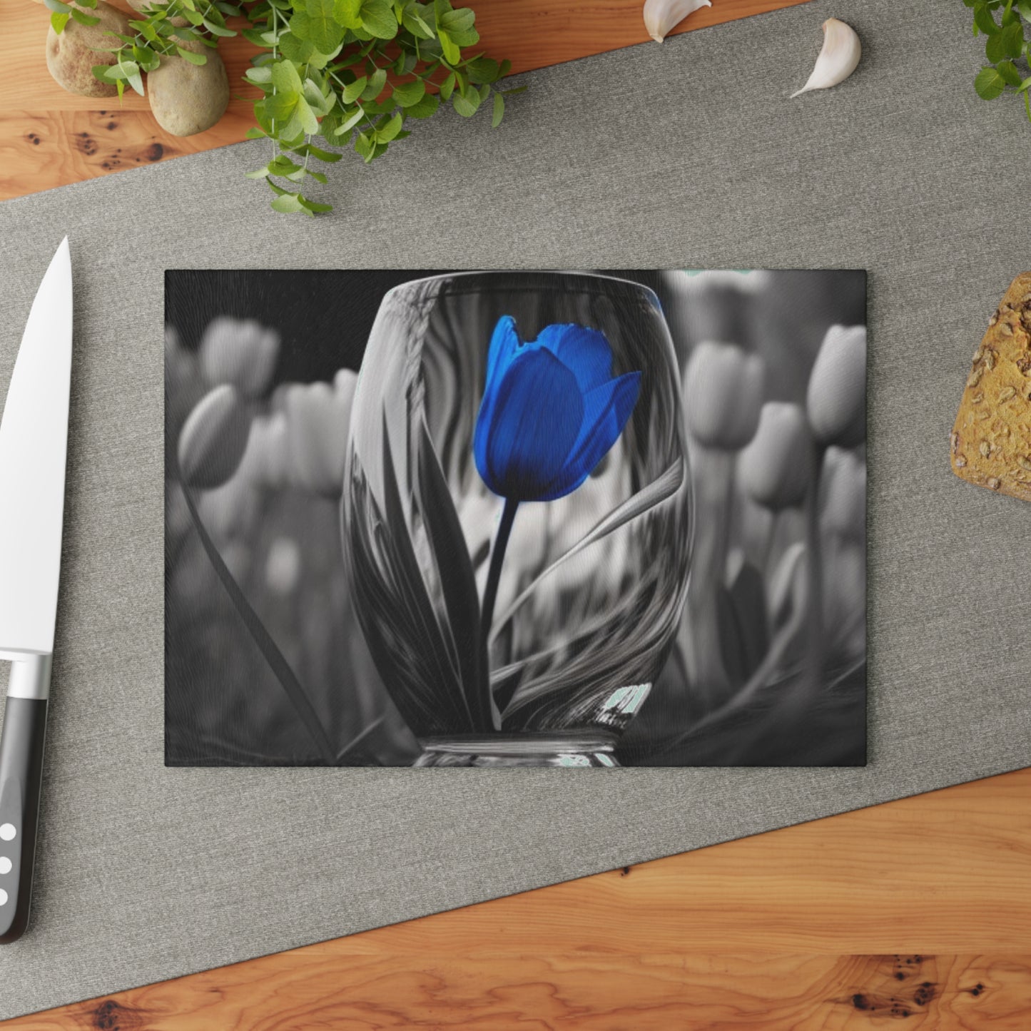 Glass Cutting Board Tulip 4