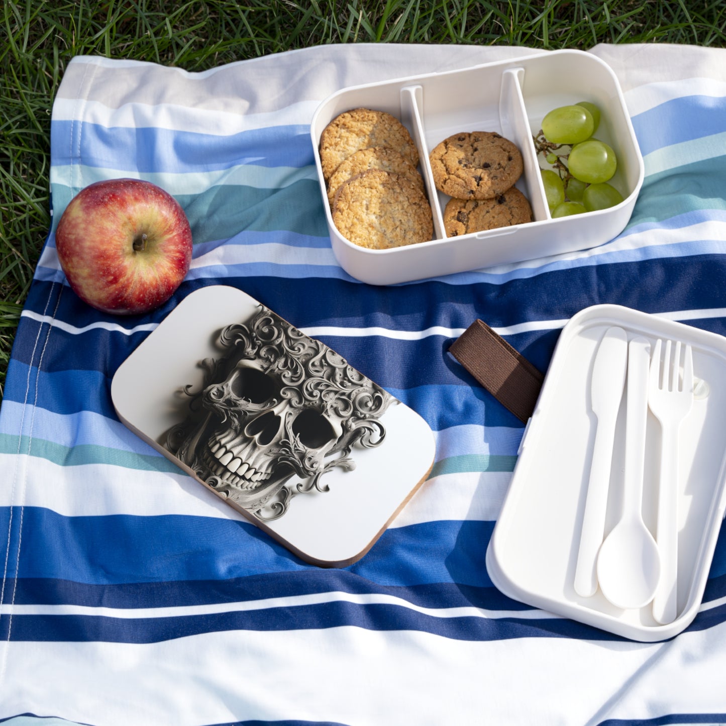 Bento Lunch Box Skull Treble Clef 2