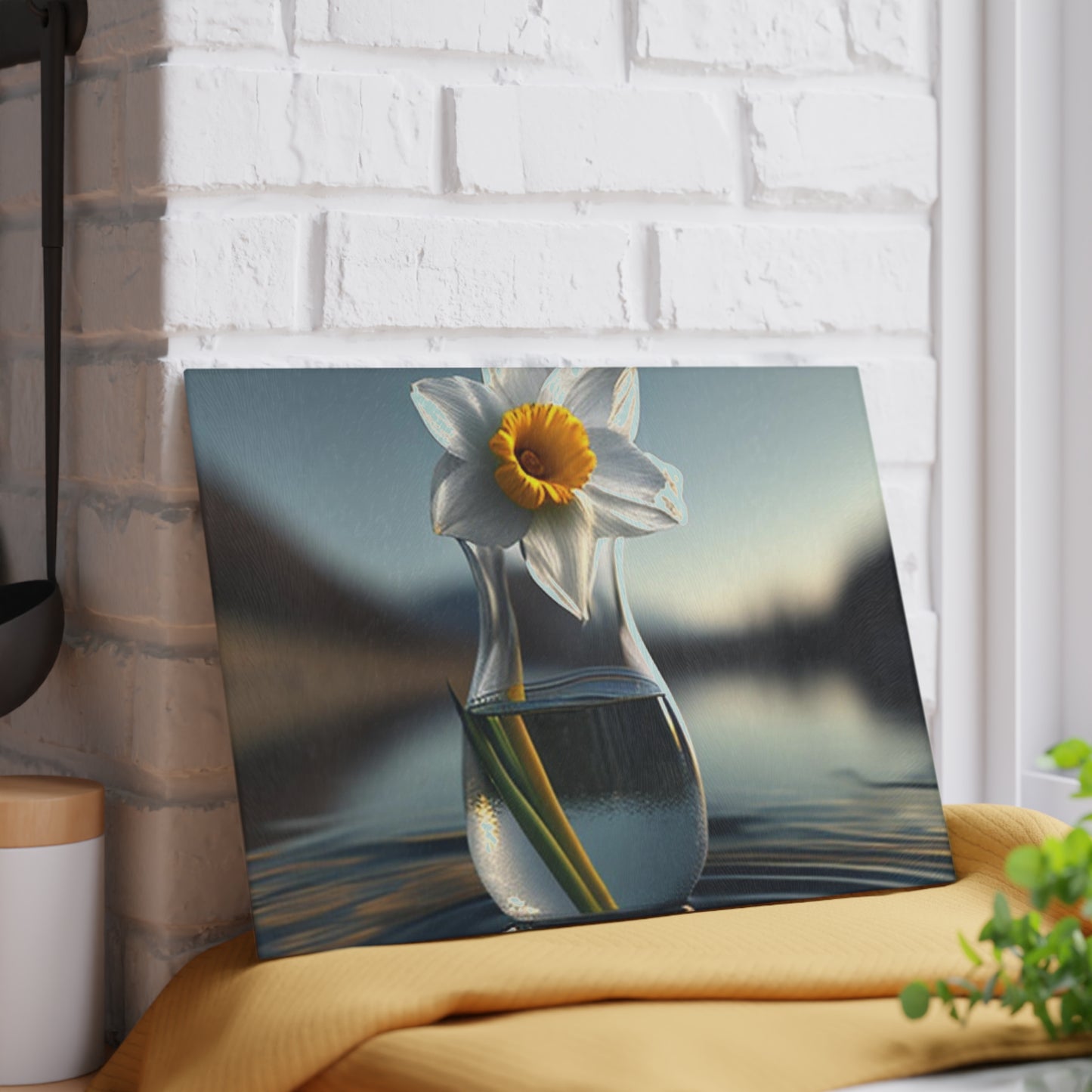 Glass Cutting Board Daffodil 3