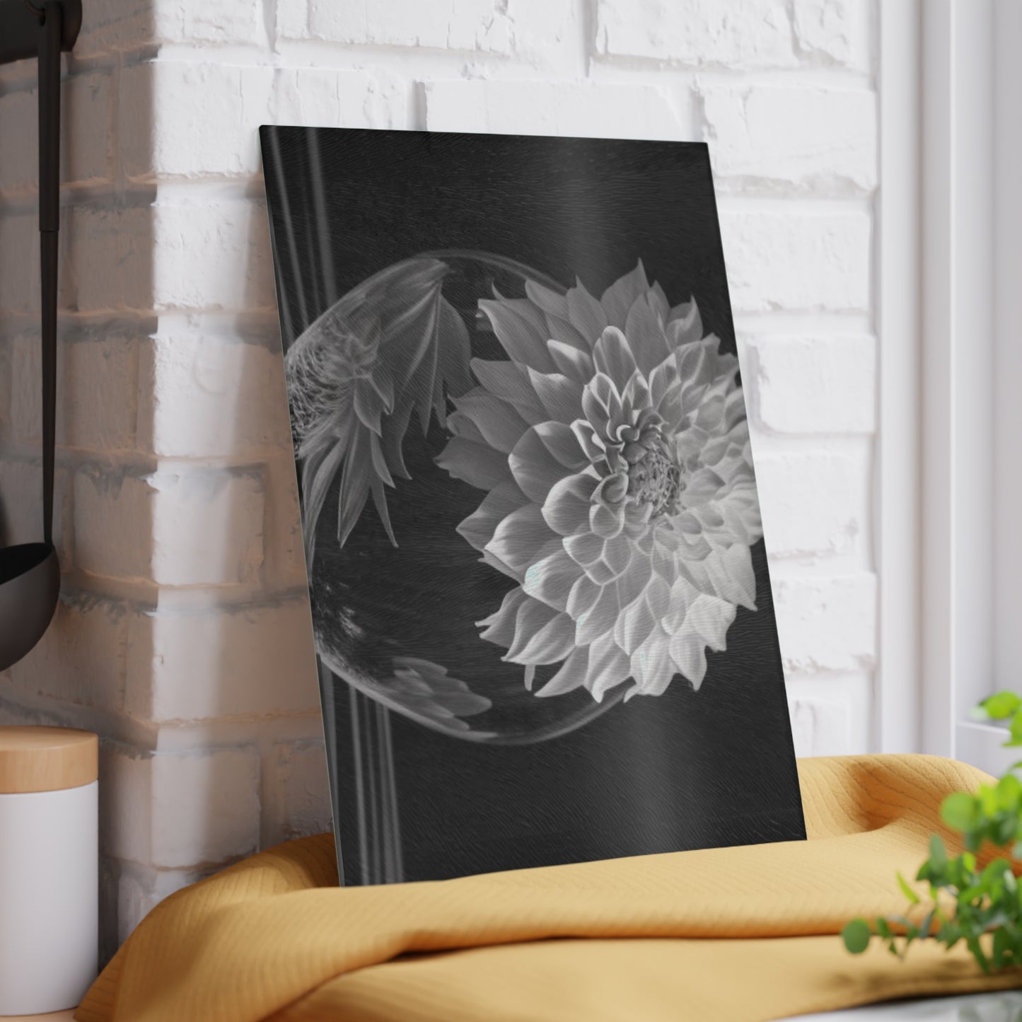 Glass Cutting Board White Dahlia 1