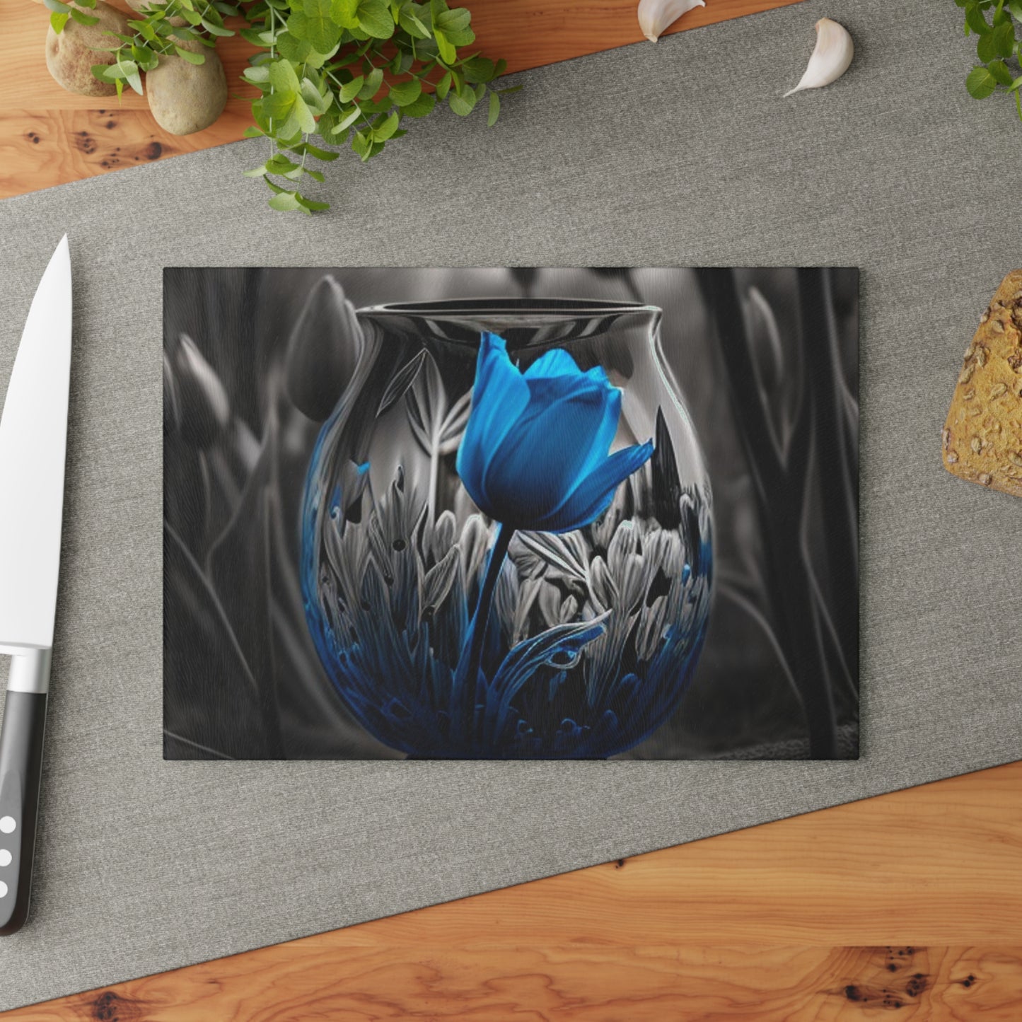 Glass Cutting Board Tulip Blue 1