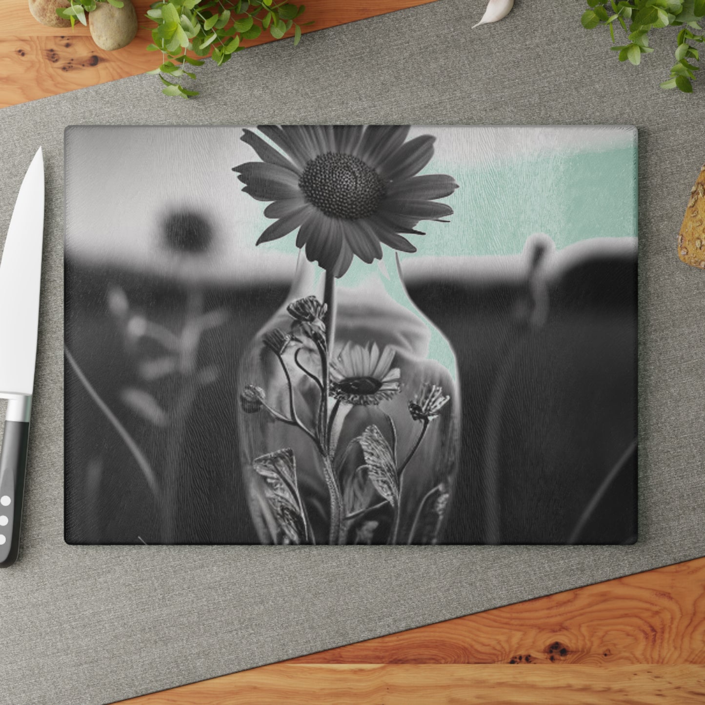 Glass Cutting Board Yellw Sunflower in a vase 2