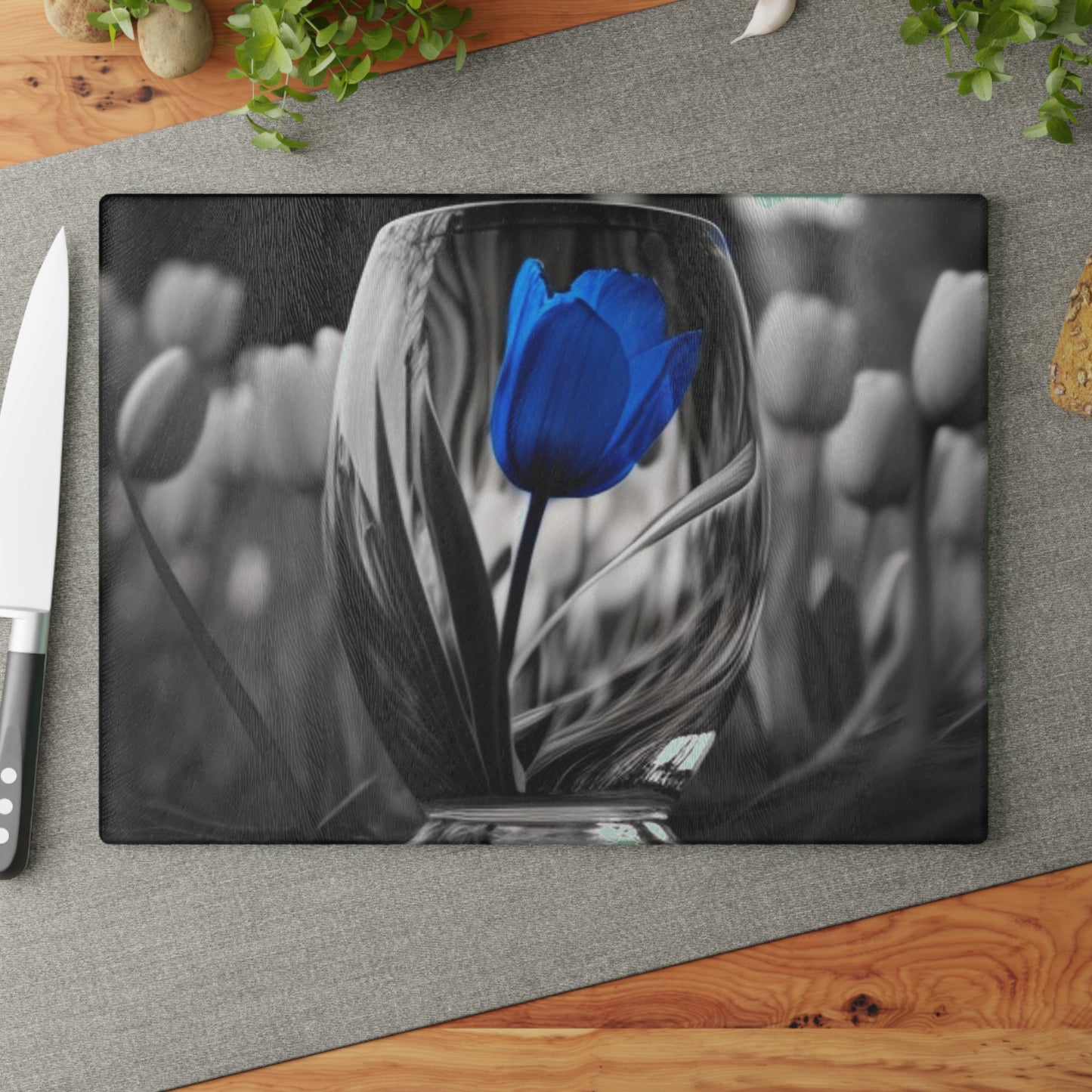 Glass Cutting Board Tulip 4