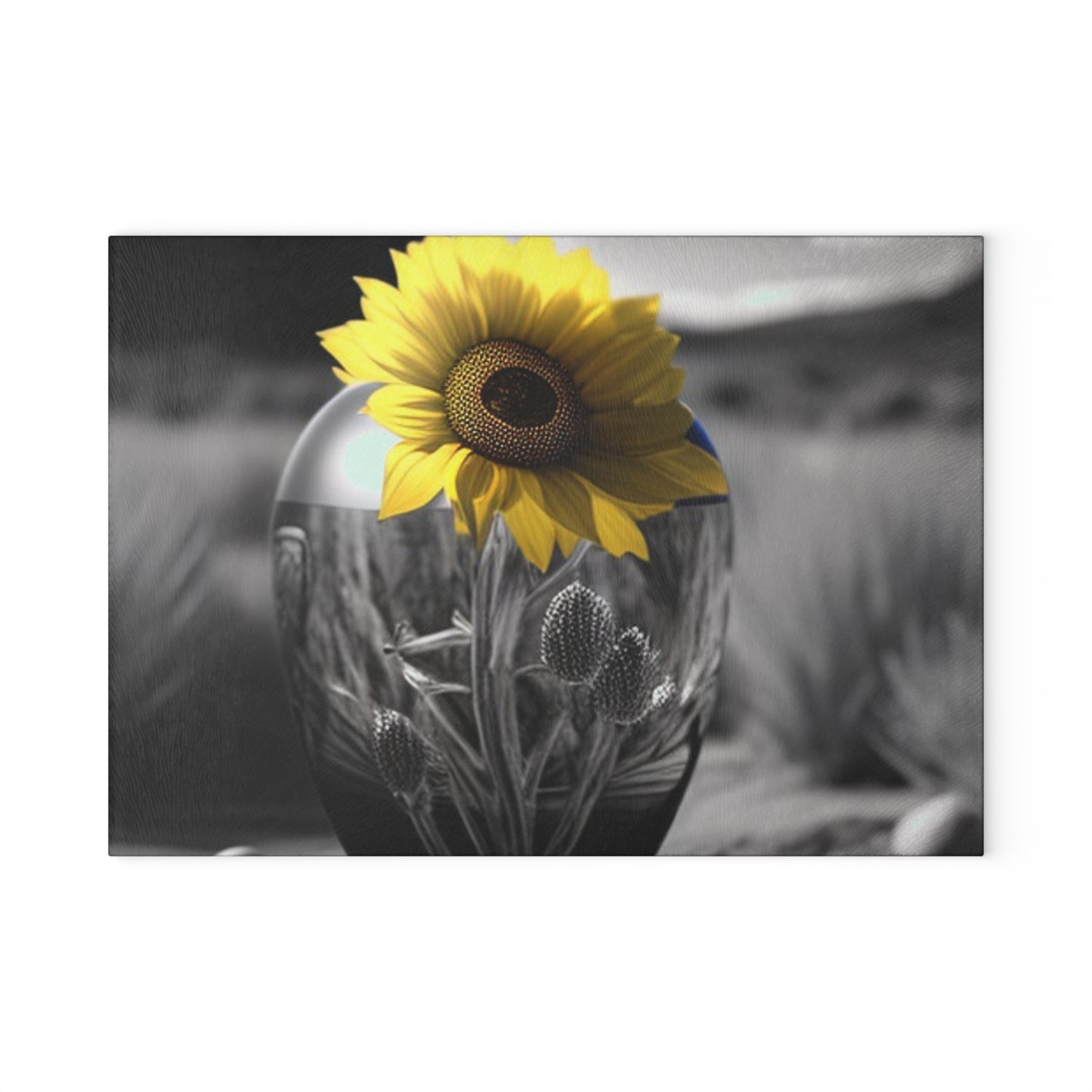 Glass Cutting Board Yellw Sunflower in a vase 3