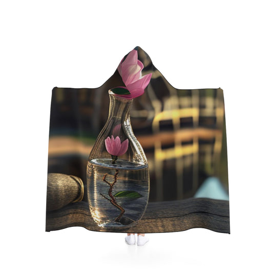Hooded Blanket Magnolia in a Glass vase 4