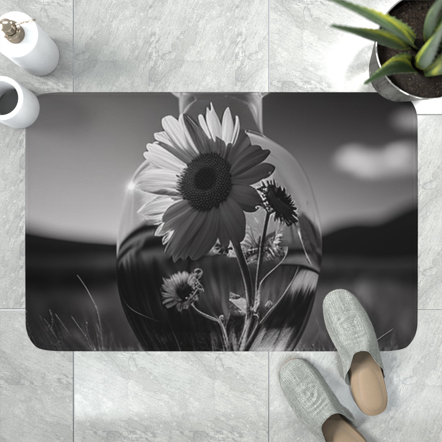 Memory Foam Bath Mat Yellw Sunflower in a vase 4