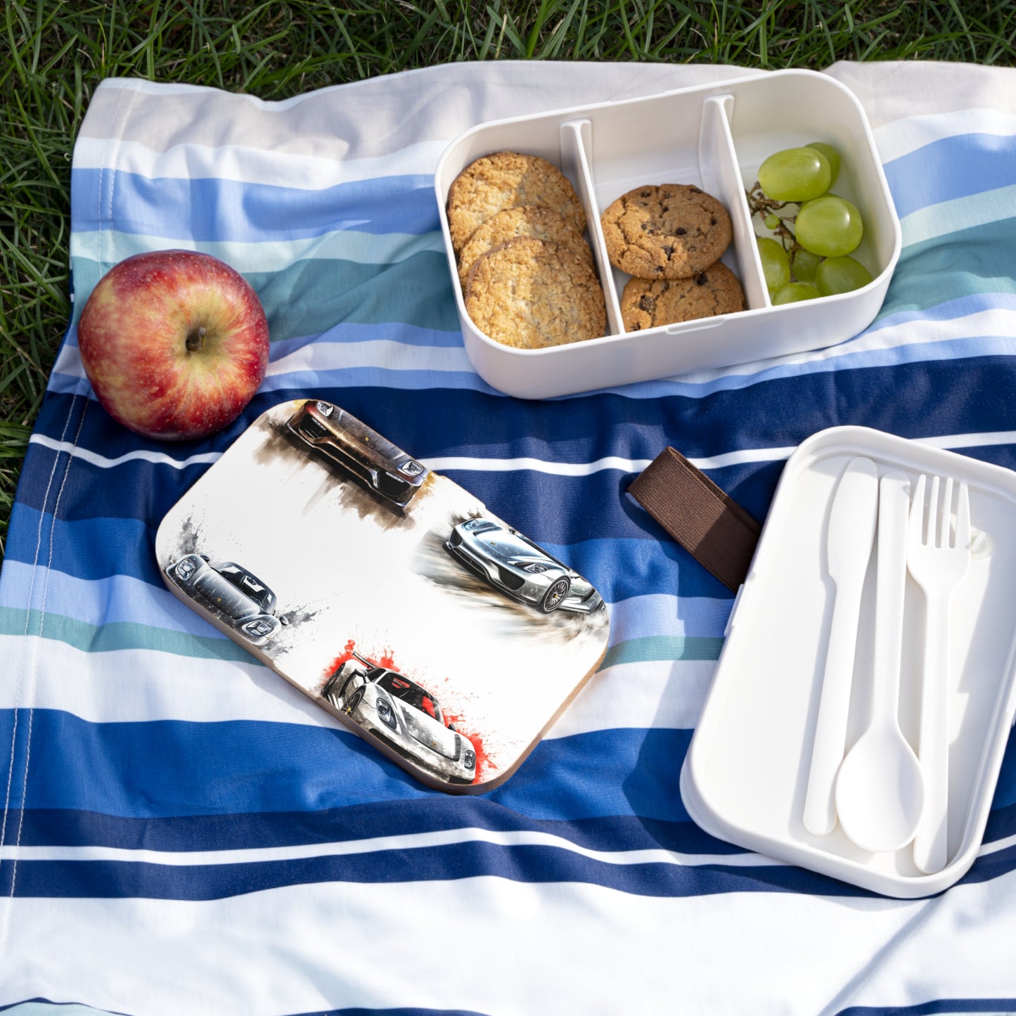 Bento Lunch Box 918 Spyder white background driving fast with water splashing 5