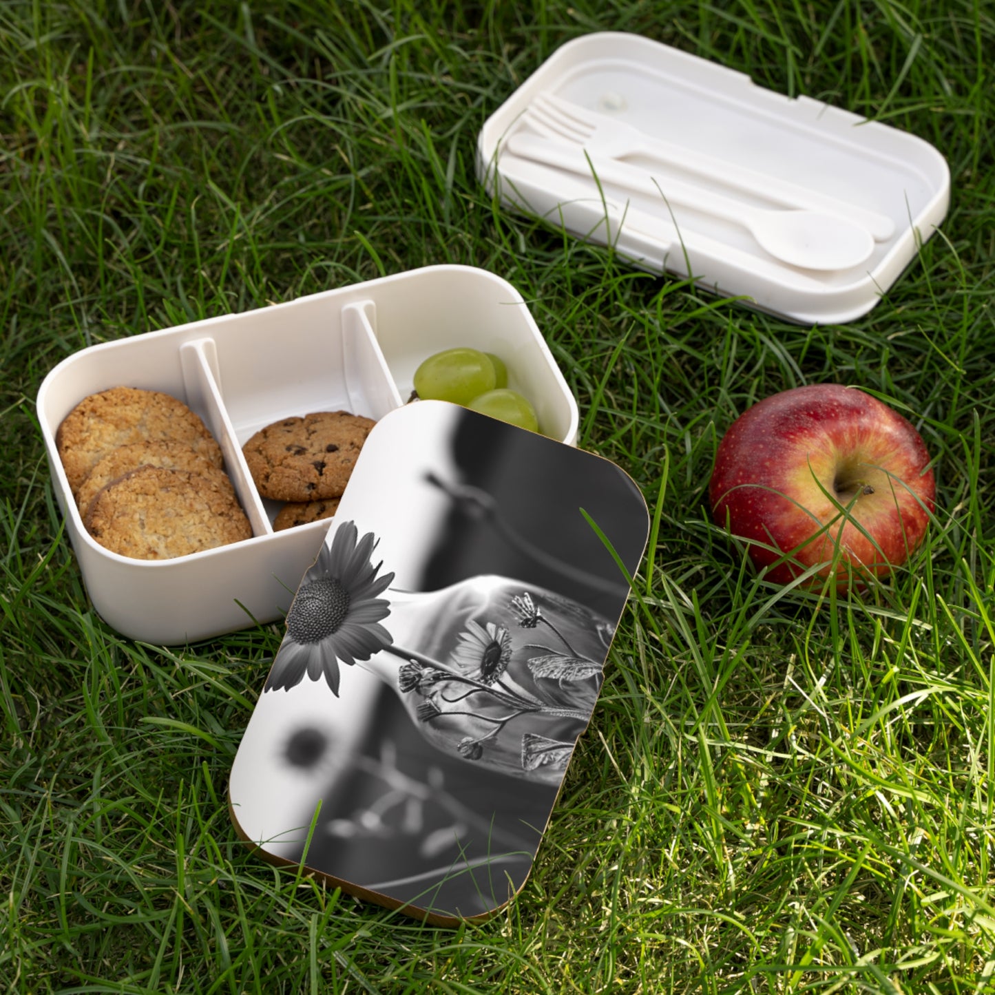 Bento Lunch Box Yellw Sunflower in a vase 2