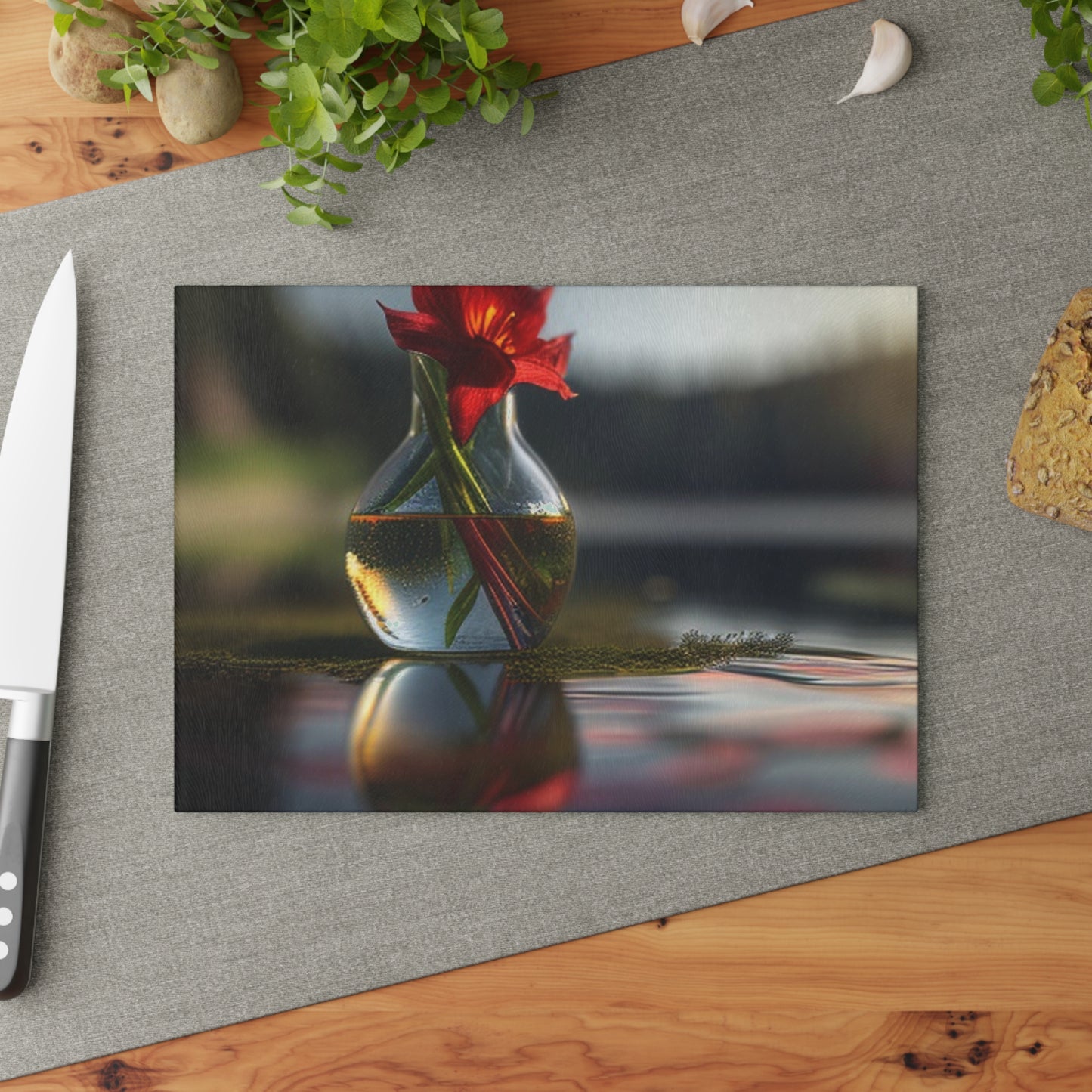 Glass Cutting Board Red Lily in a Glass vase 3