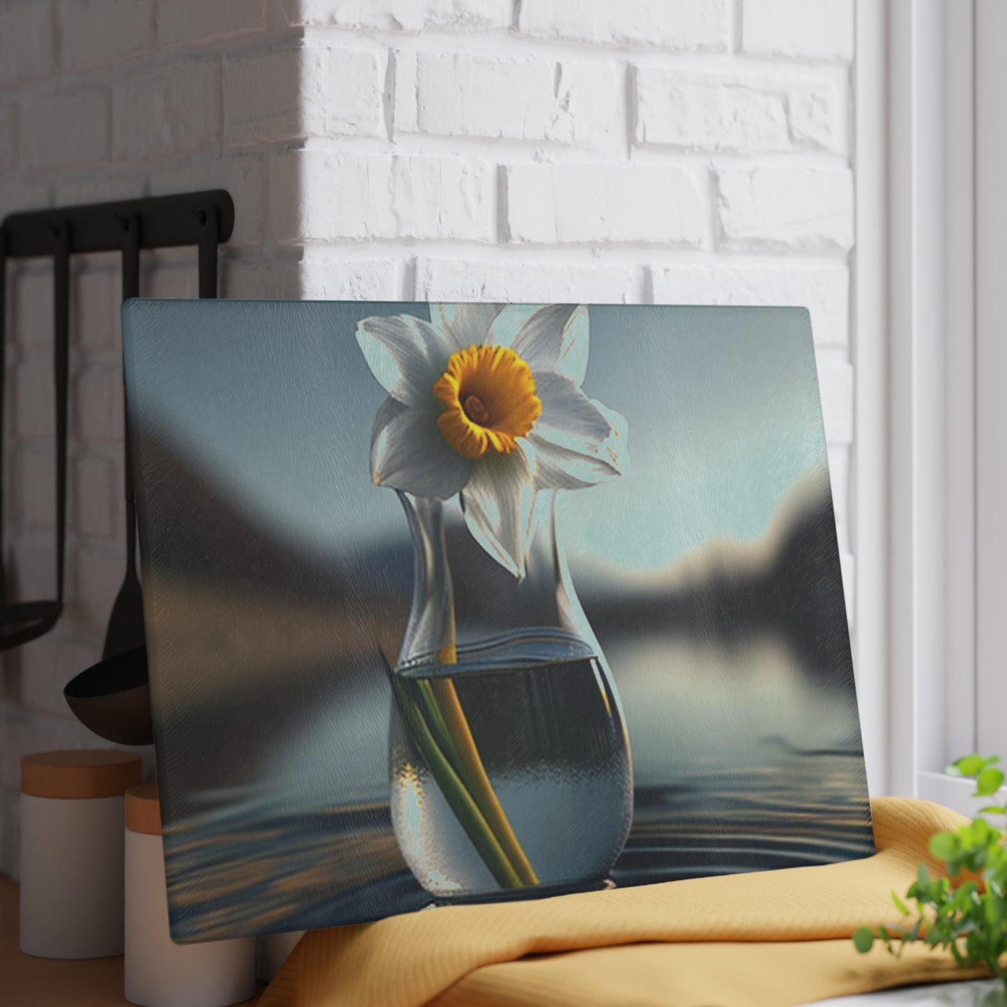 Glass Cutting Board Daffodil 3