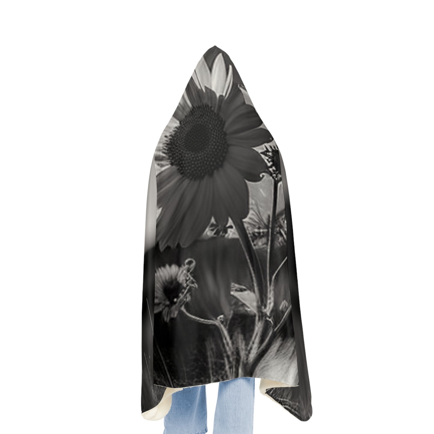 Snuggle Hooded Blanket Yellw Sunflower in a vase 4