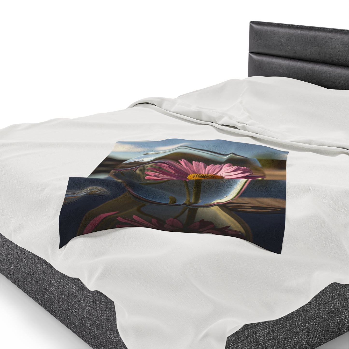 Velveteen Plush Blanket Daisy in a vase 1