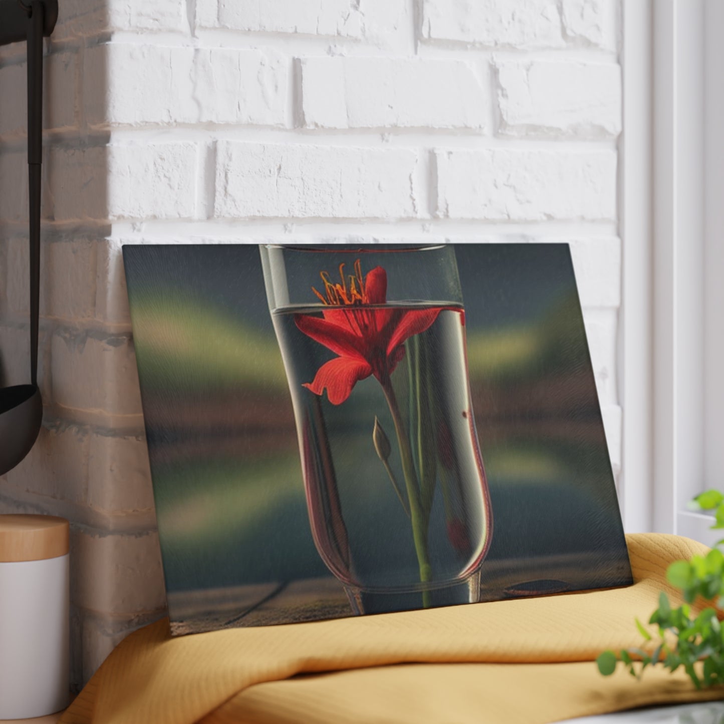 Glass Cutting Board Red Lily in a Glass vase 1