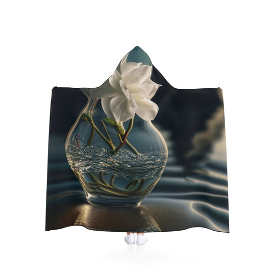 Hooded Blanket Jasmine glass vase 4