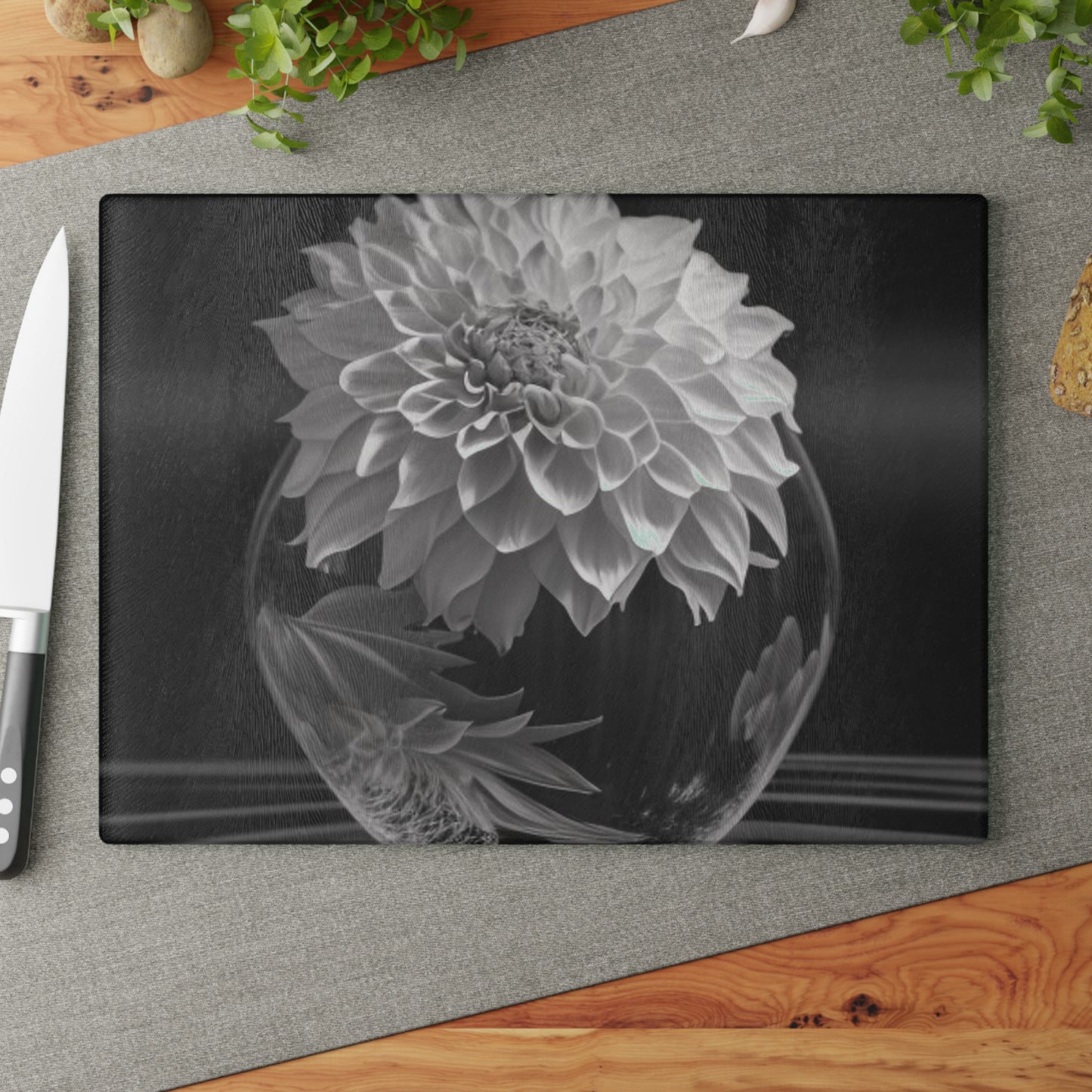 Glass Cutting Board White Dahlia 1