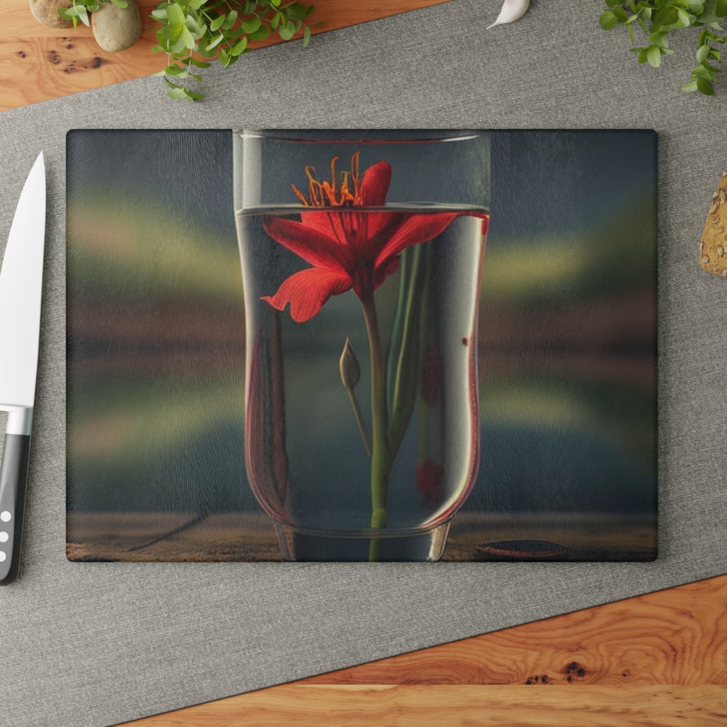 Glass Cutting Board Red Lily in a Glass vase 1