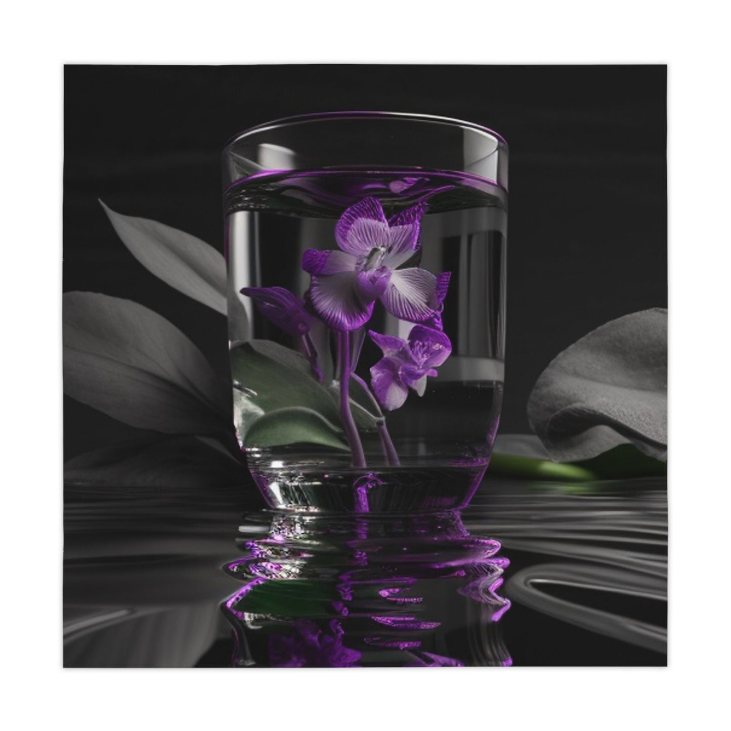 Tablecloth Purple Orchid Glass vase 1