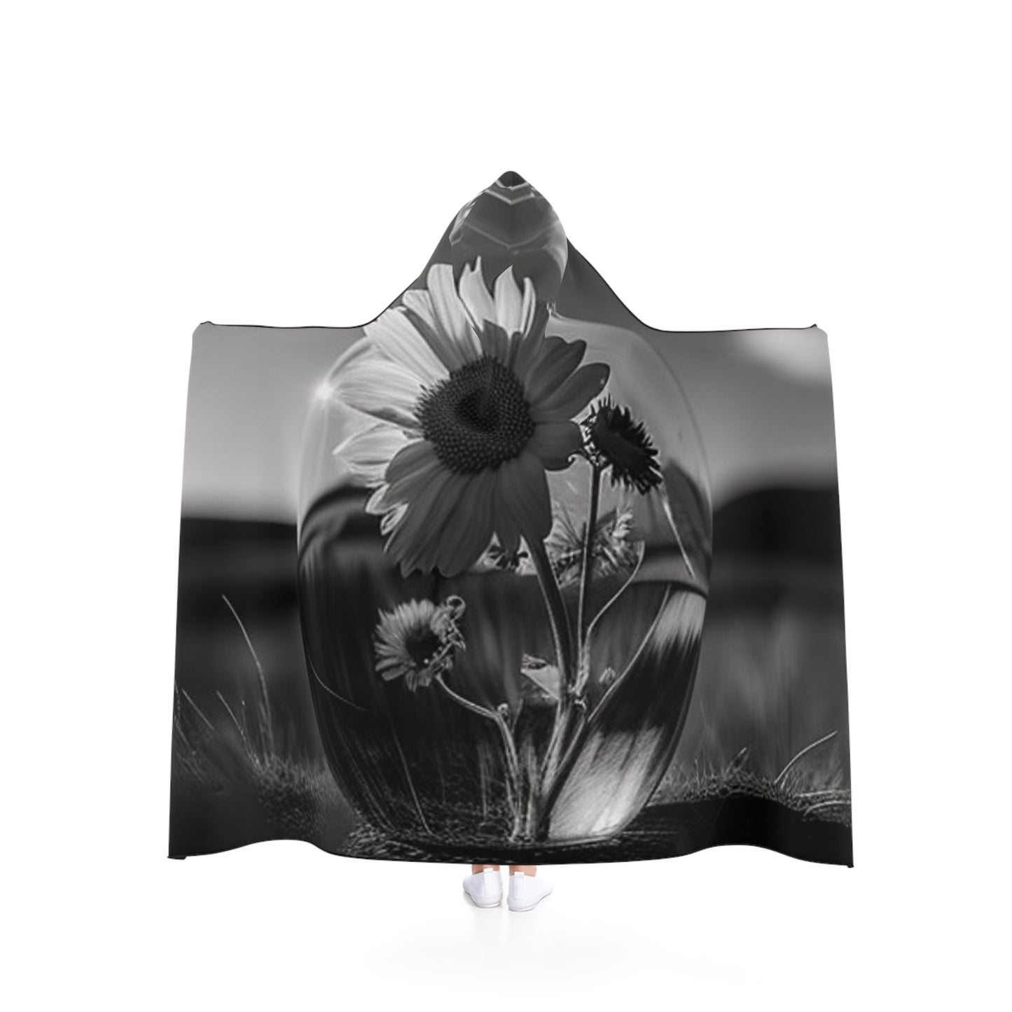 Hooded Blanket Yellw Sunflower in a vase 4