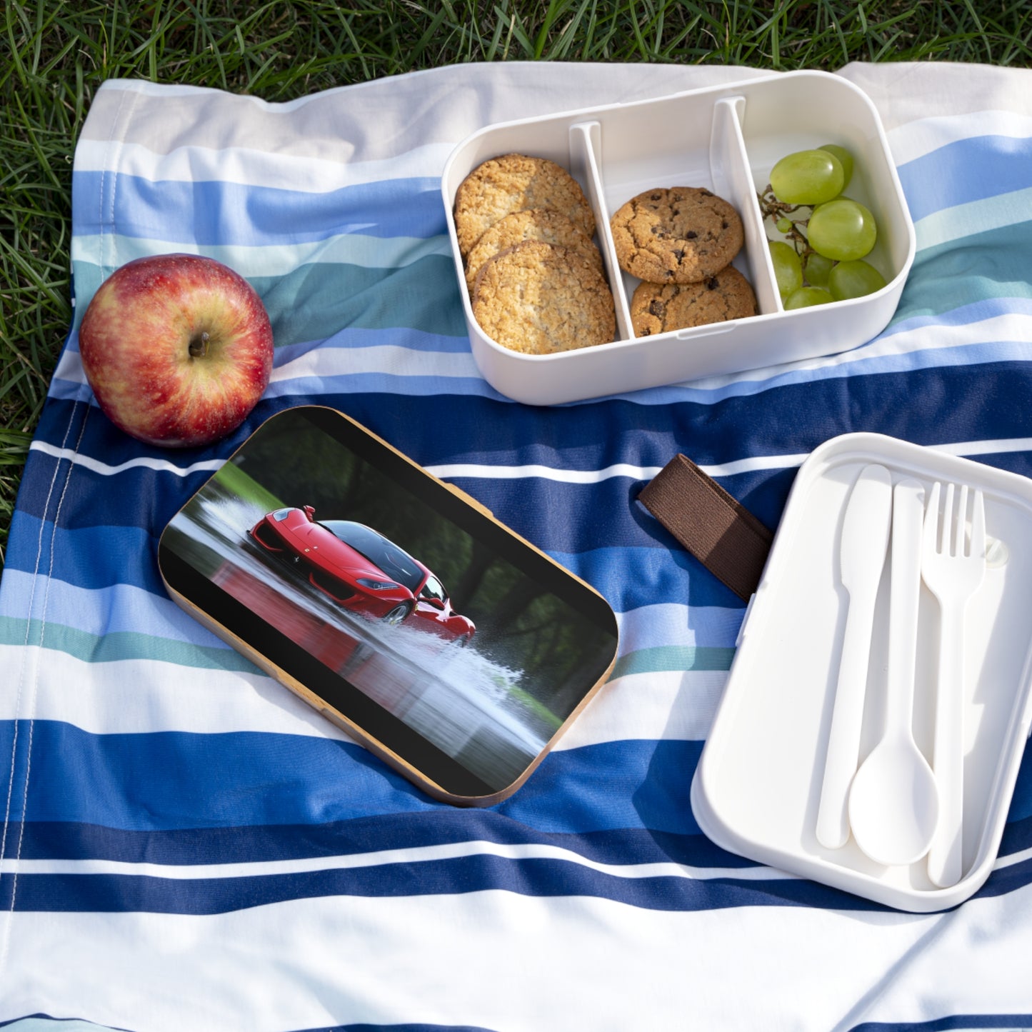 Bento Lunch Box Water Ferrari Splash 2