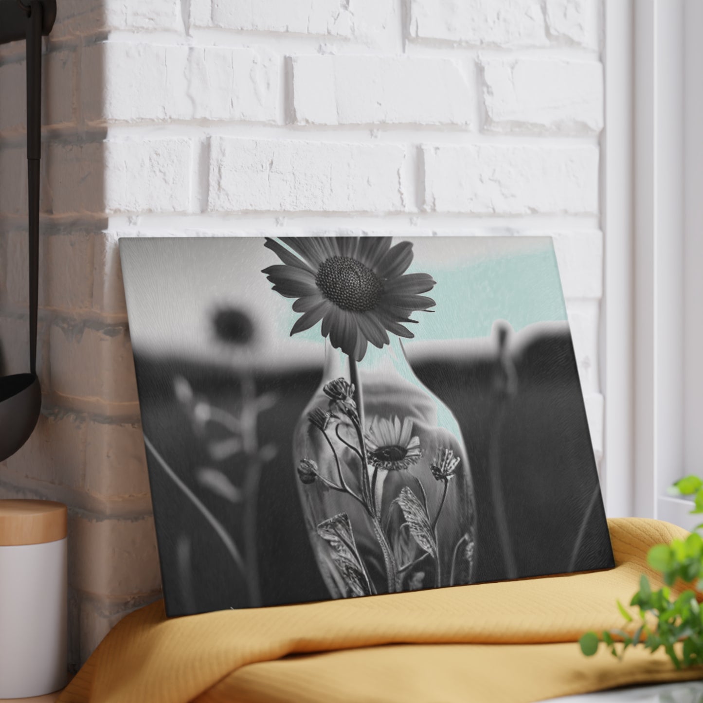 Glass Cutting Board Yellw Sunflower in a vase 2