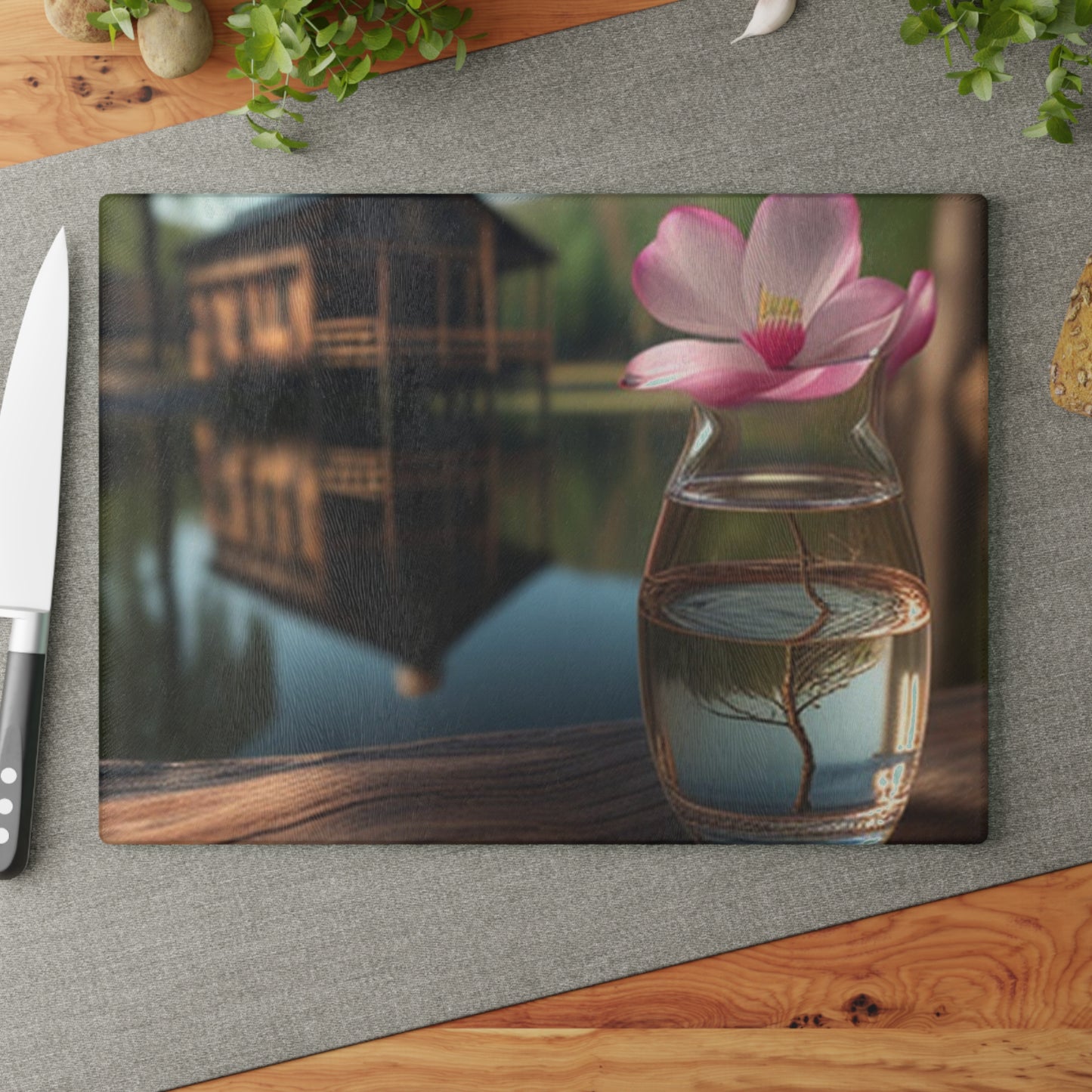 Glass Cutting Board Magnolia in a Glass vase 1