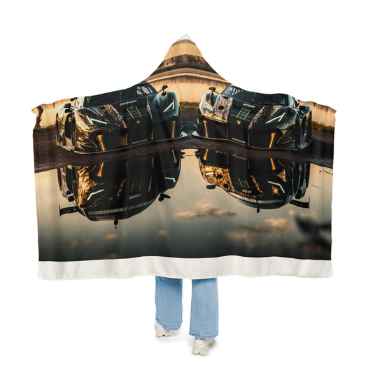 Snuggle Hooded Blanket Ferrari Lake 4