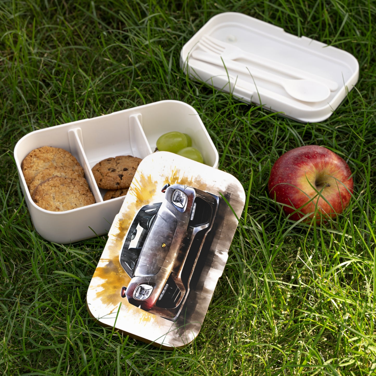 Bento Lunch Box 918 Spyder white background driving fast with water splashing 1