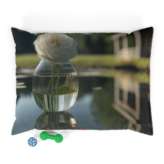 Pet Bed White Peony glass vase 1