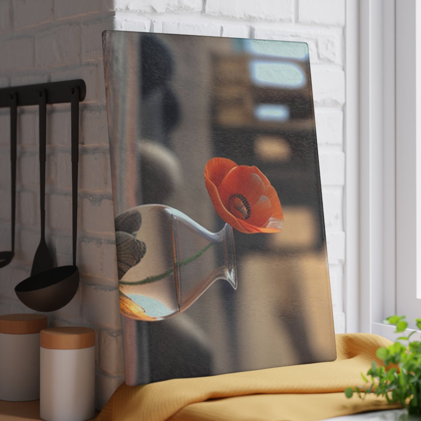 Glass Cutting Board Poppy in a Glass Vase 1