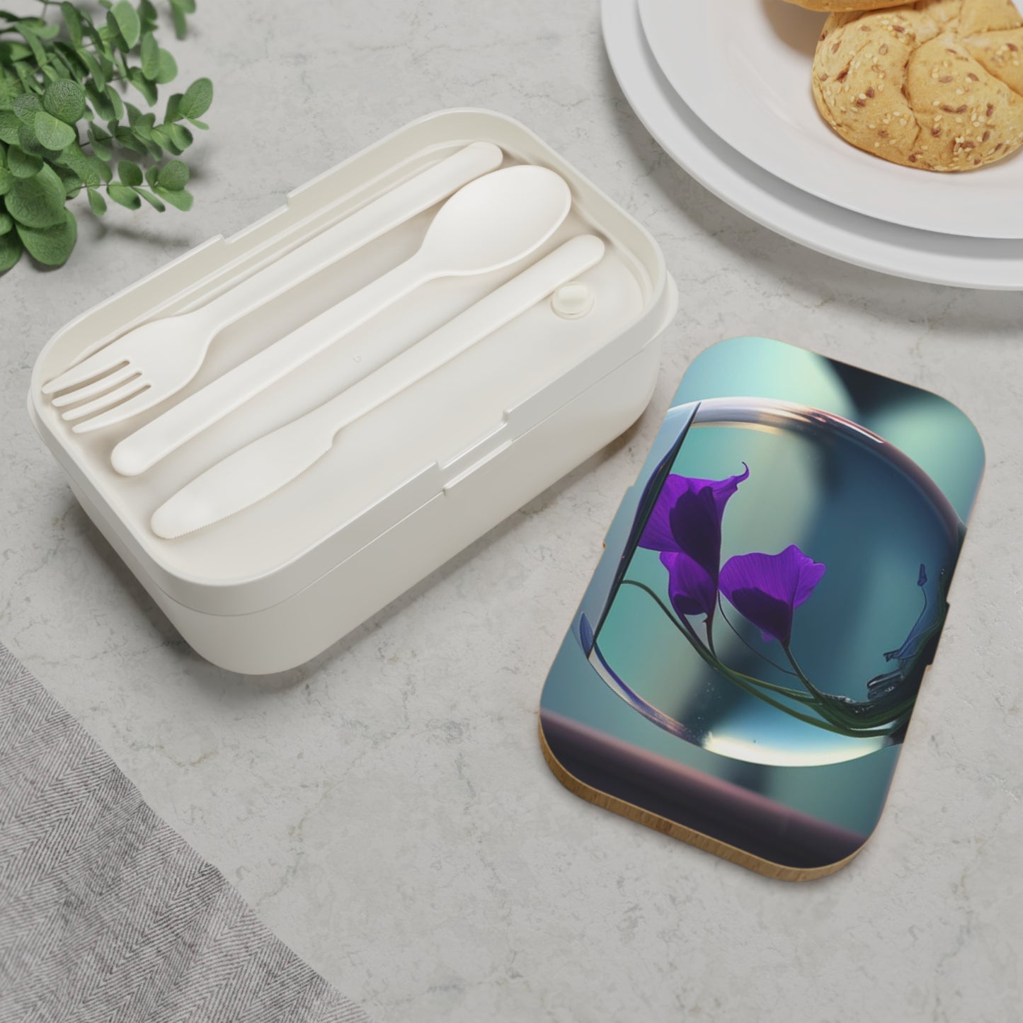 Bento Lunch Box Purple Sweet pea in a vase 2