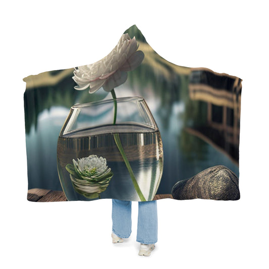 Snuggle Hooded Blanket White Peony glass vase 2