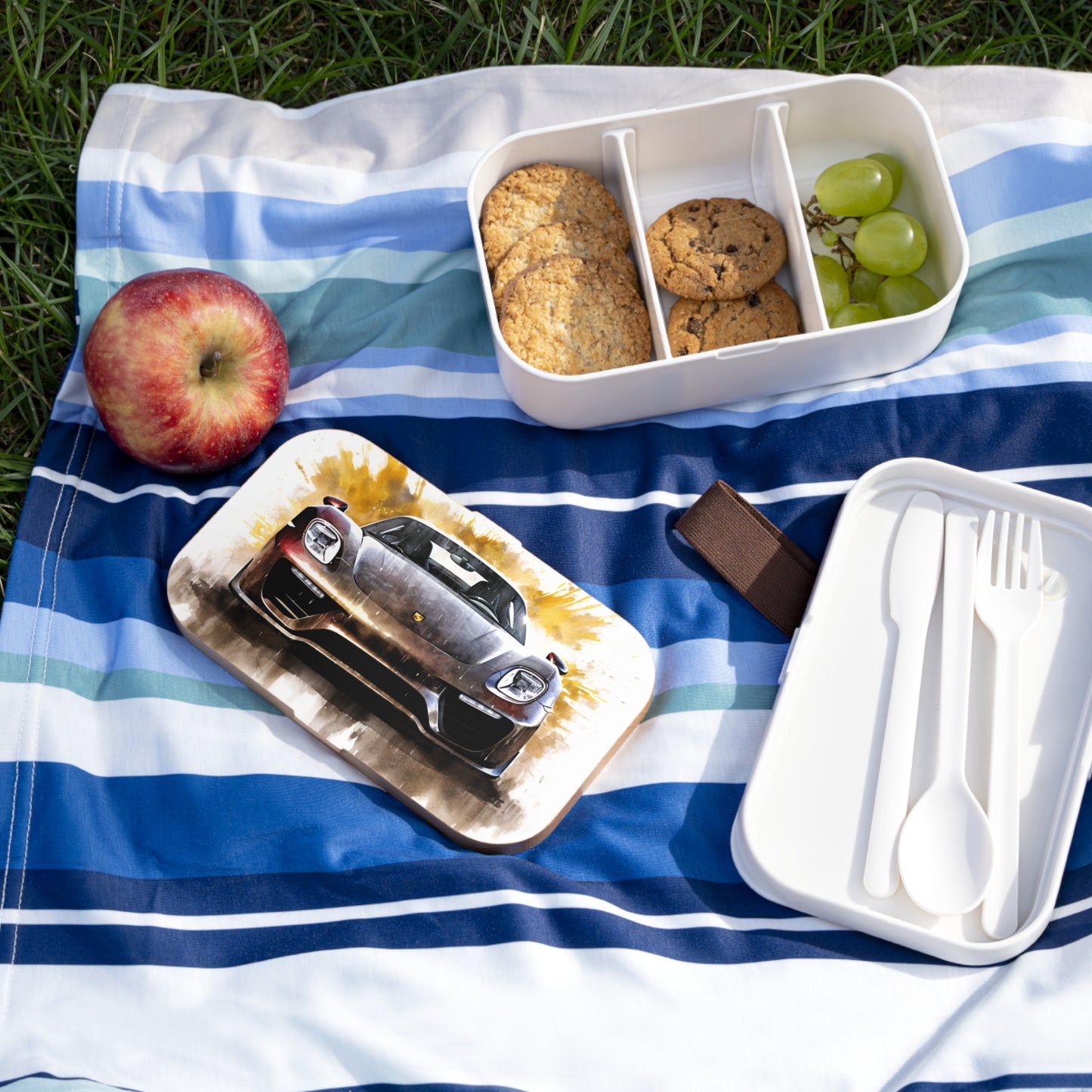 Bento Lunch Box 918 Spyder white background driving fast with water splashing 1