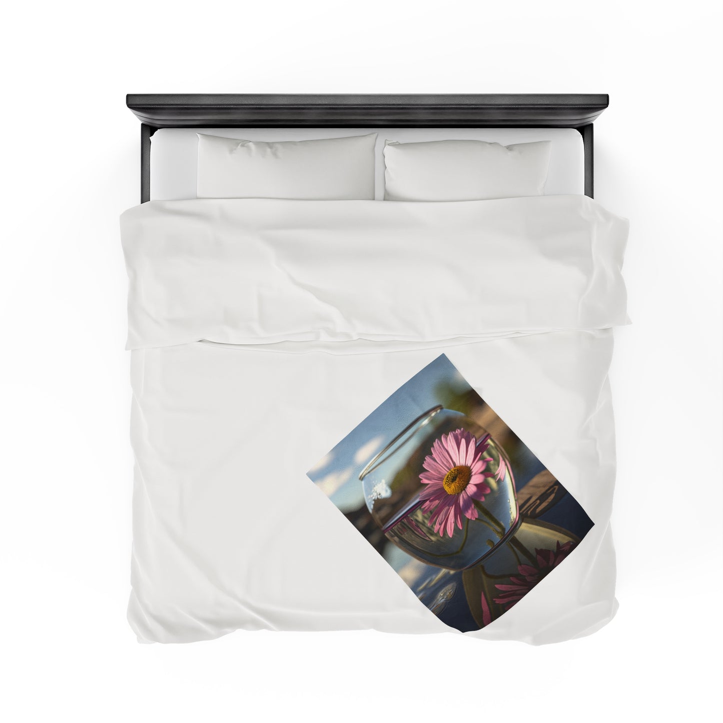 Velveteen Plush Blanket Daisy in a vase 1
