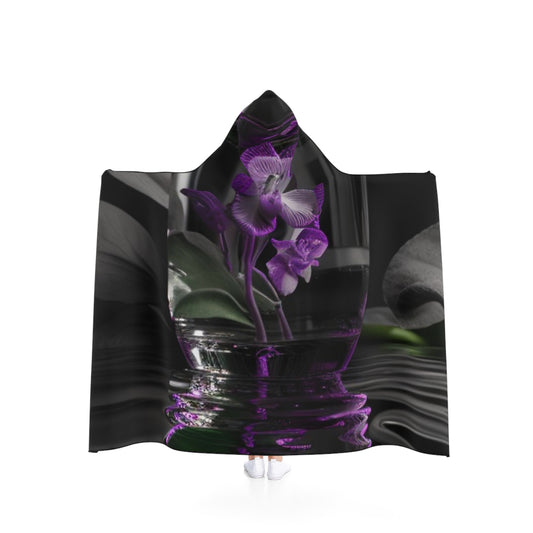 Hooded Blanket Purple Orchid Glass vase 1