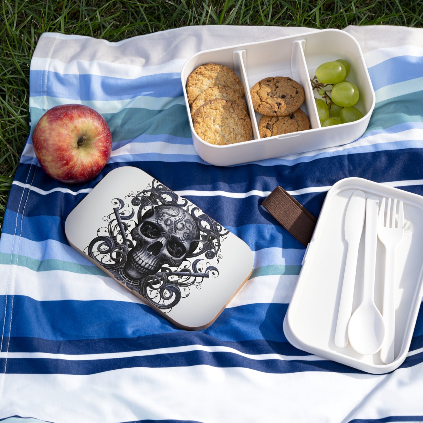 Bento Lunch Box Skull Treble Clef 1