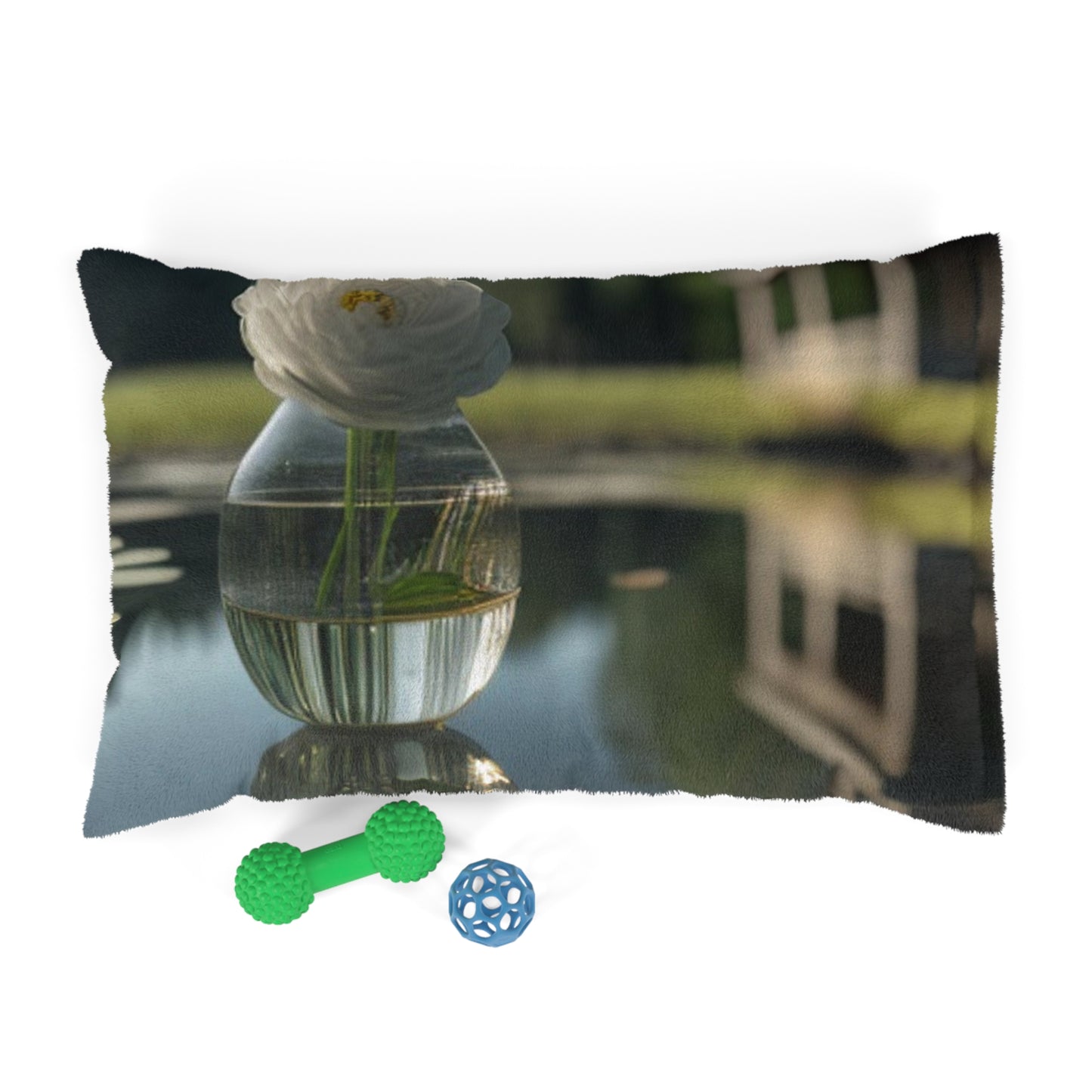 Pet Bed White Peony glass vase 1